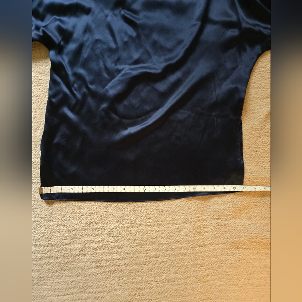 Amanda Uprichard Navy Blue Blouse Top | Size Large | 100% Silk - Picture 13 of 14